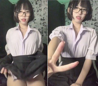 sex phá trinh thật Sung sướng khi được đụ em học sinh vú nhỏ với lồn không lông